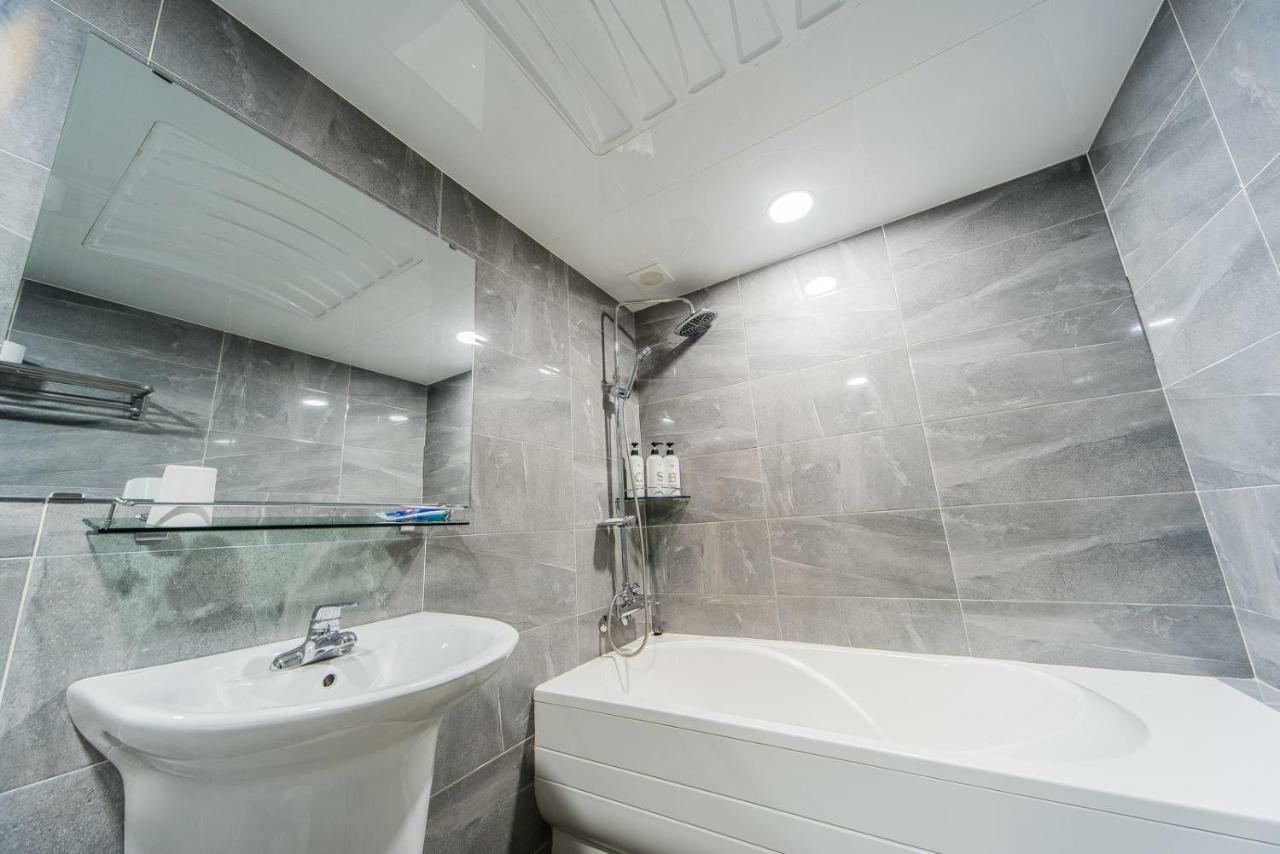 Noble Hotel Inczhon Zewnętrze zdjęcie